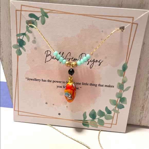 ✨Dainty crystal necklace- 4mm crystals- Polymerclay Pendant- gold plated chain - Picture 1 of 5